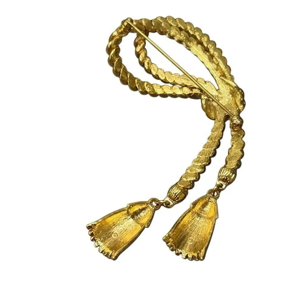 Rope Lasso With Tassel Dangles Vintage Gold Tone Brooch Pin
